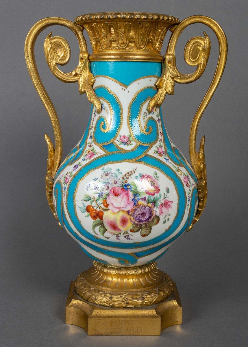 Vase St. Sèvres ,St. Louis XVI  bleu  turquoise XIX ème-photo-3