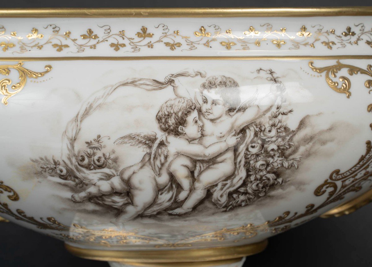 Le Tallec Paris  " Grande  Coupe aux Angelots Grisée  à la Manière de Boucher"-photo-3