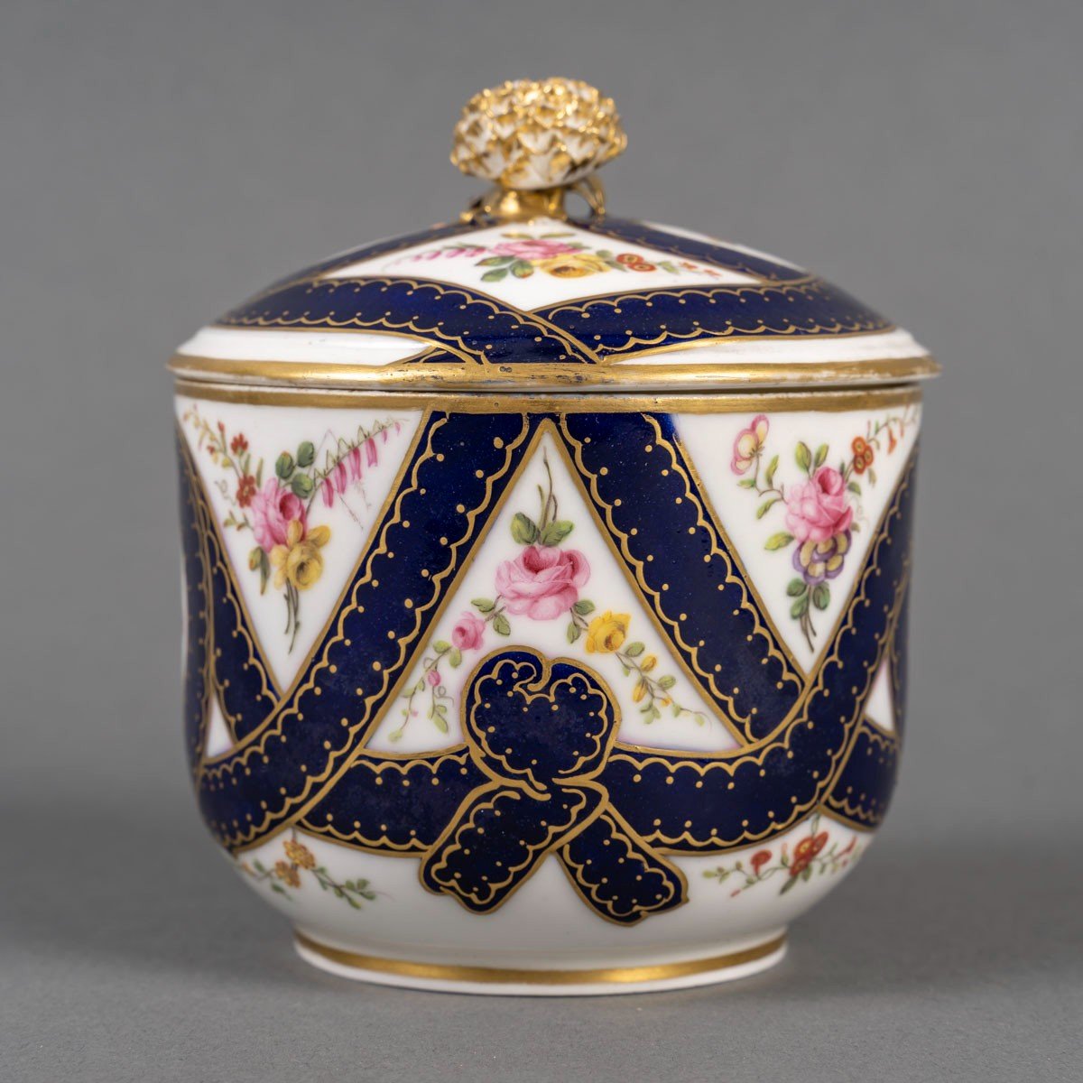 Sèvres " Pot Couvert "1766 Pâte Tendre-photo-4