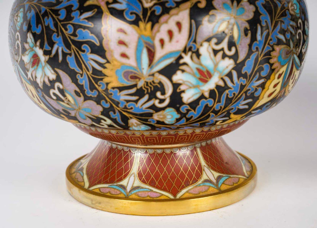 Paire De Vases Cloisonnés Aux Papillons  -photo-4