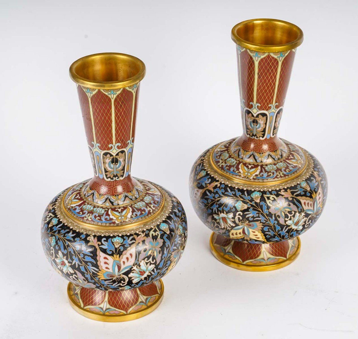 Paire De Vases Cloisonnés Aux Papillons  -photo-4