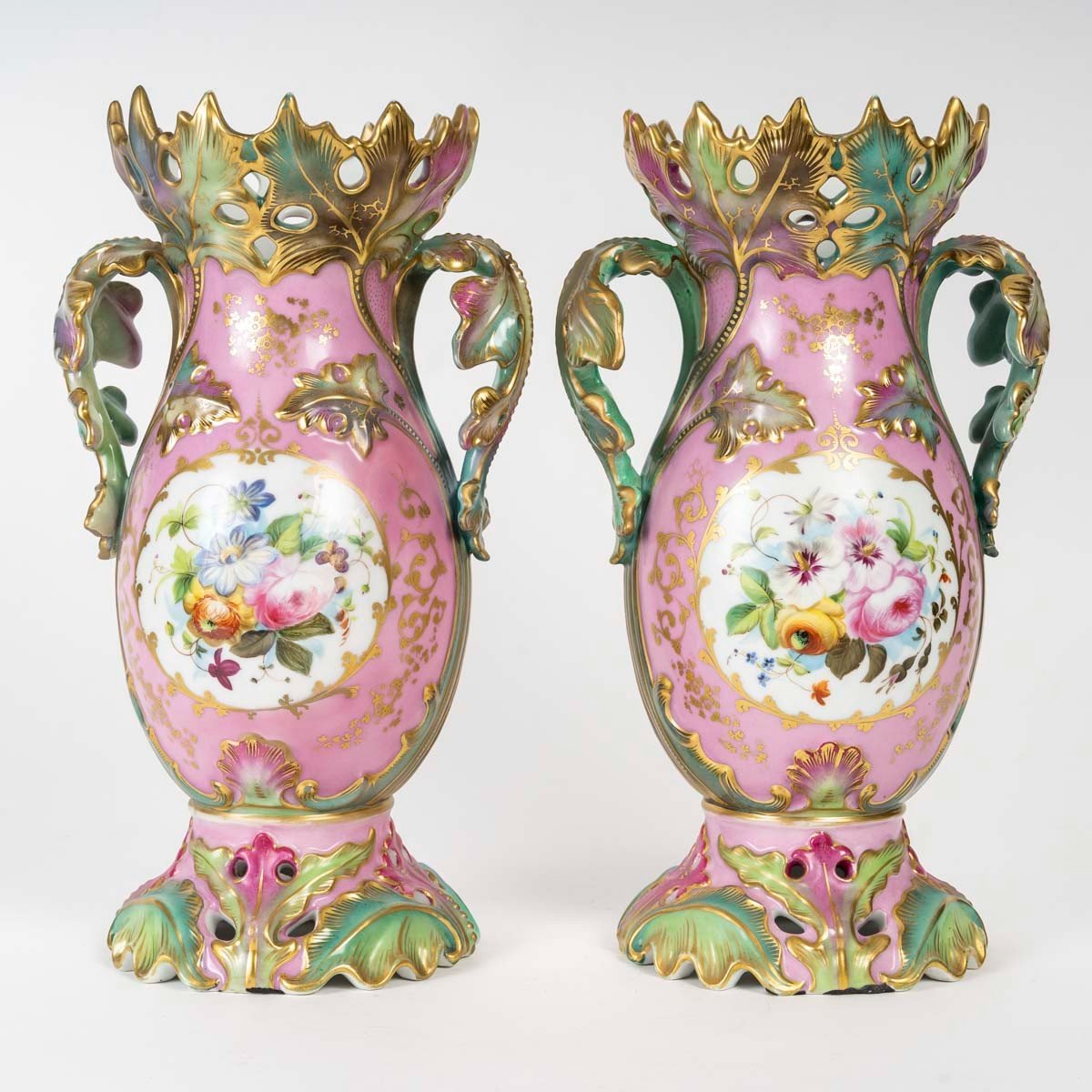 Paire de Vases  Roses et Verts "Paris  1835 " aux Fleurs et Oiseaux-photo-2
