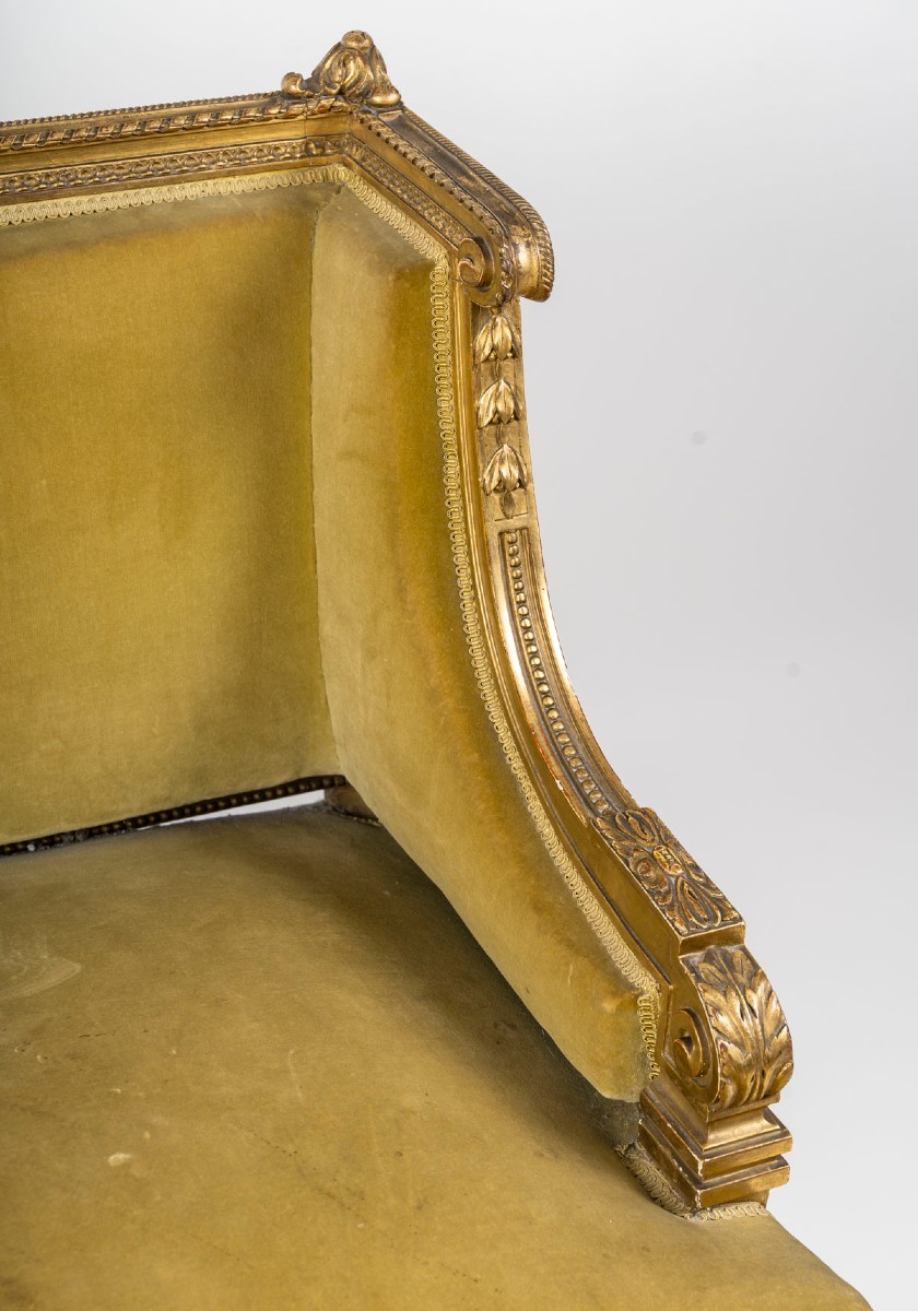 Petit Canapè en bois sculpté et doré Style Louis XVI-photo-3