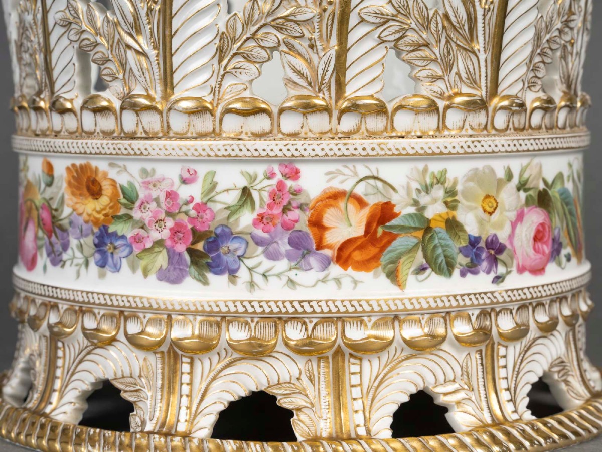 Grande Corbeille en porcelaine de Sèvres 1849-photo-3
