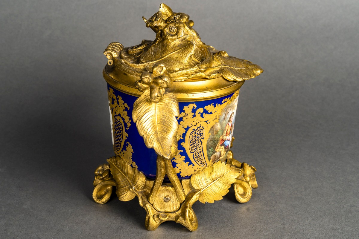 Covered Pot In Sèvres Blue Porcelain And Gilded Bronze, 19th Century-photo-3