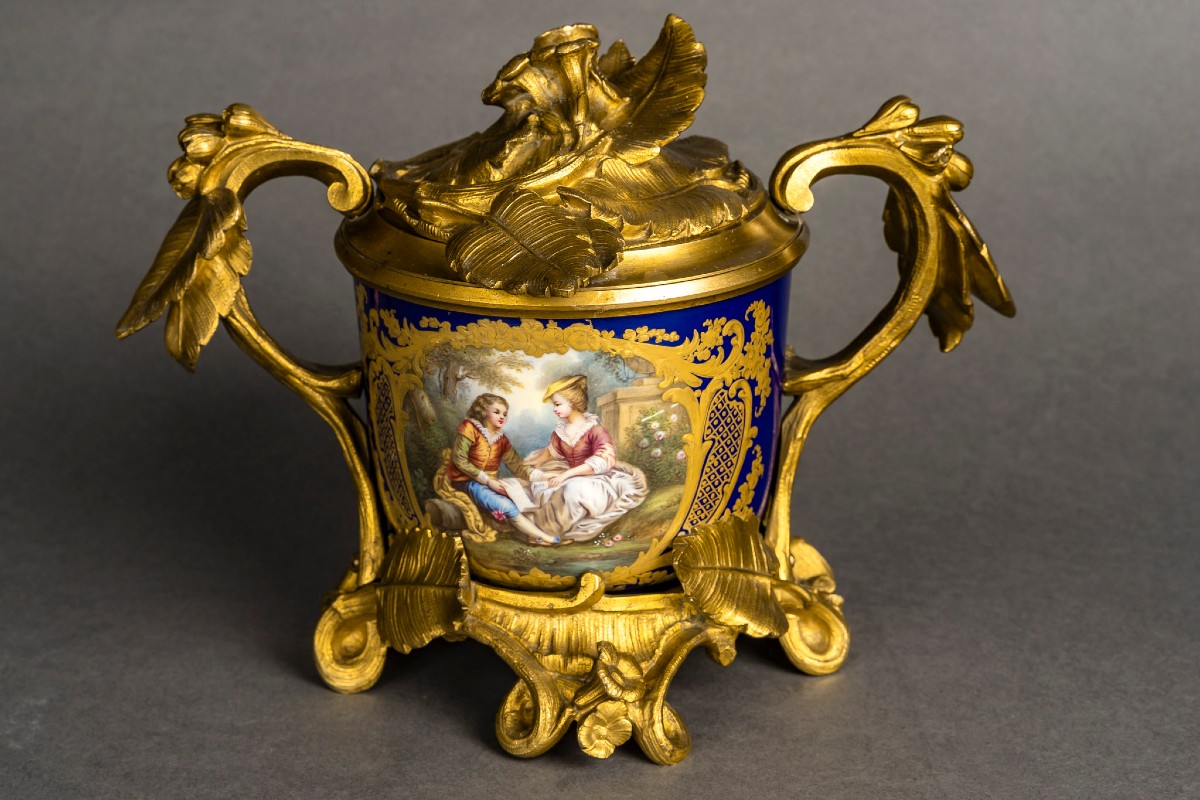 Covered Pot In Sèvres Blue Porcelain And Gilded Bronze, 19th Century