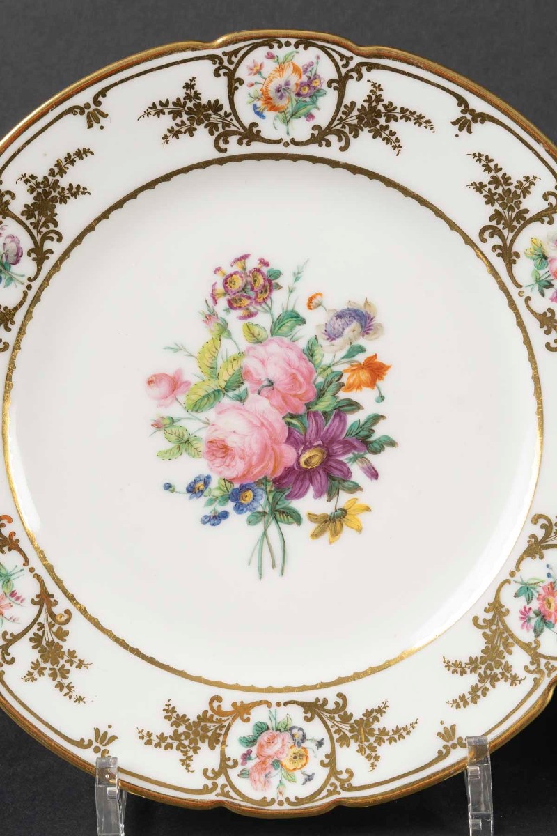 Four Paris Porcelain Plates "feuillet" 1814-photo-1
