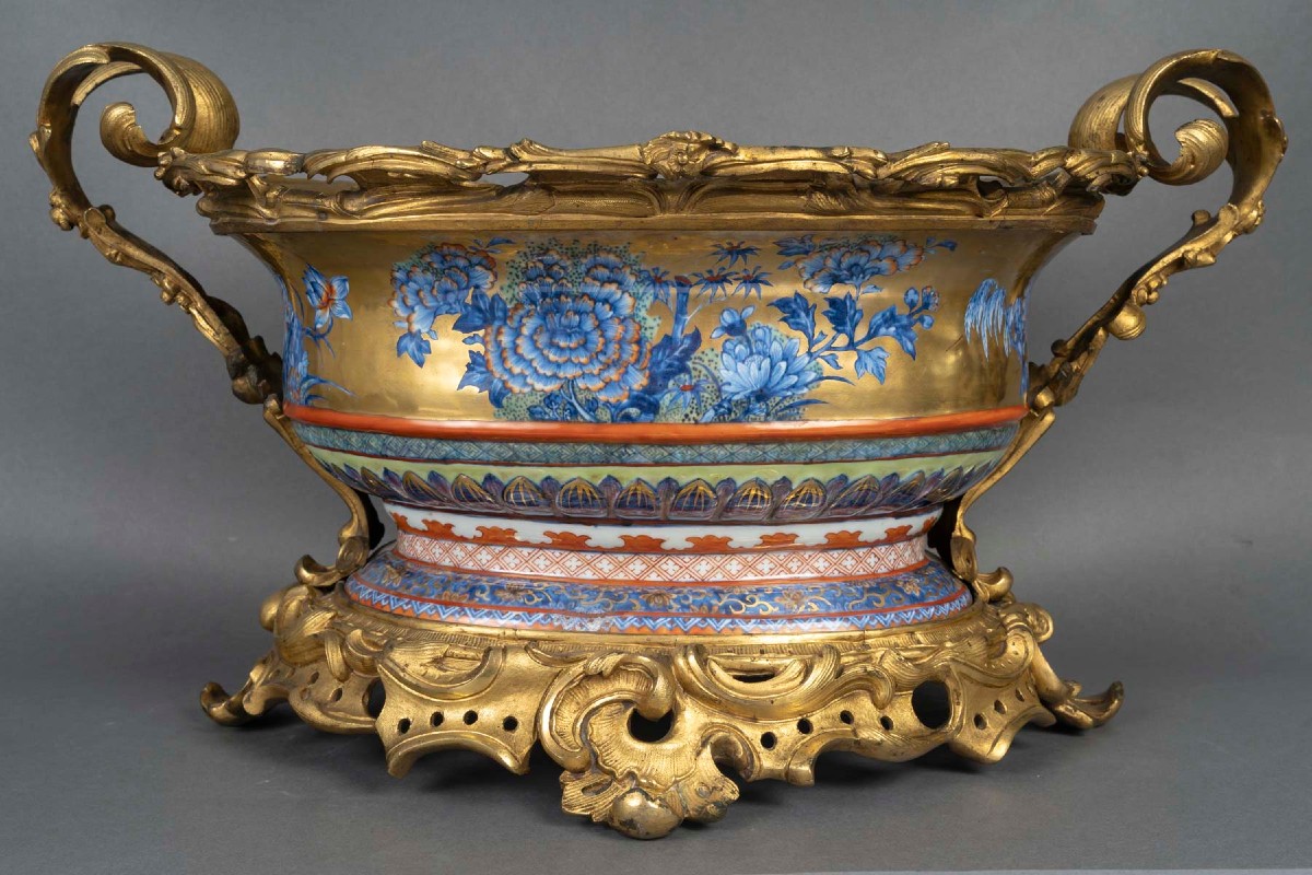 Large Blue And Gold Cup With Peonies And Dragons, 19th Century
