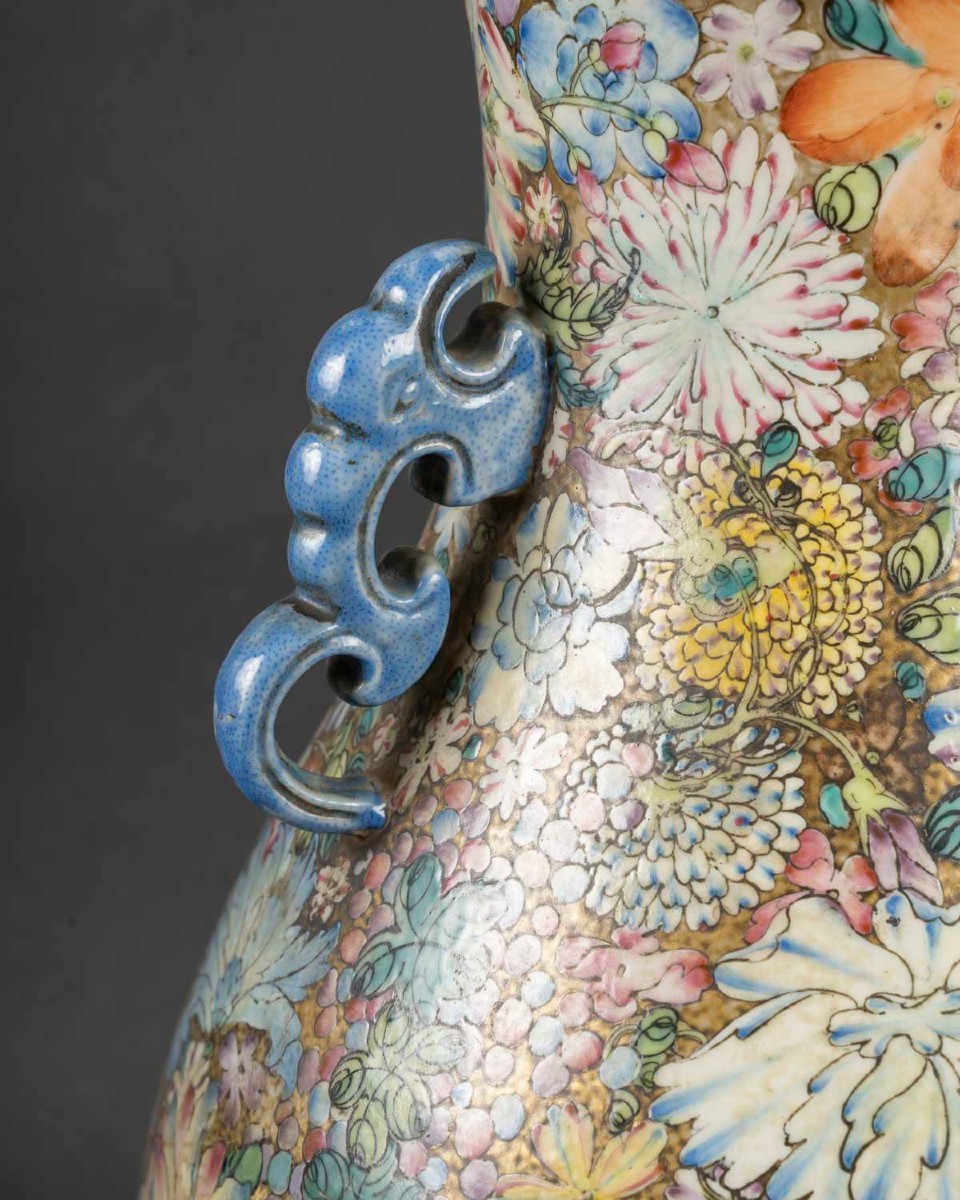 Large Thousand Flowers Vase With Two Blue Handles (mid-20th Century)-photo-4