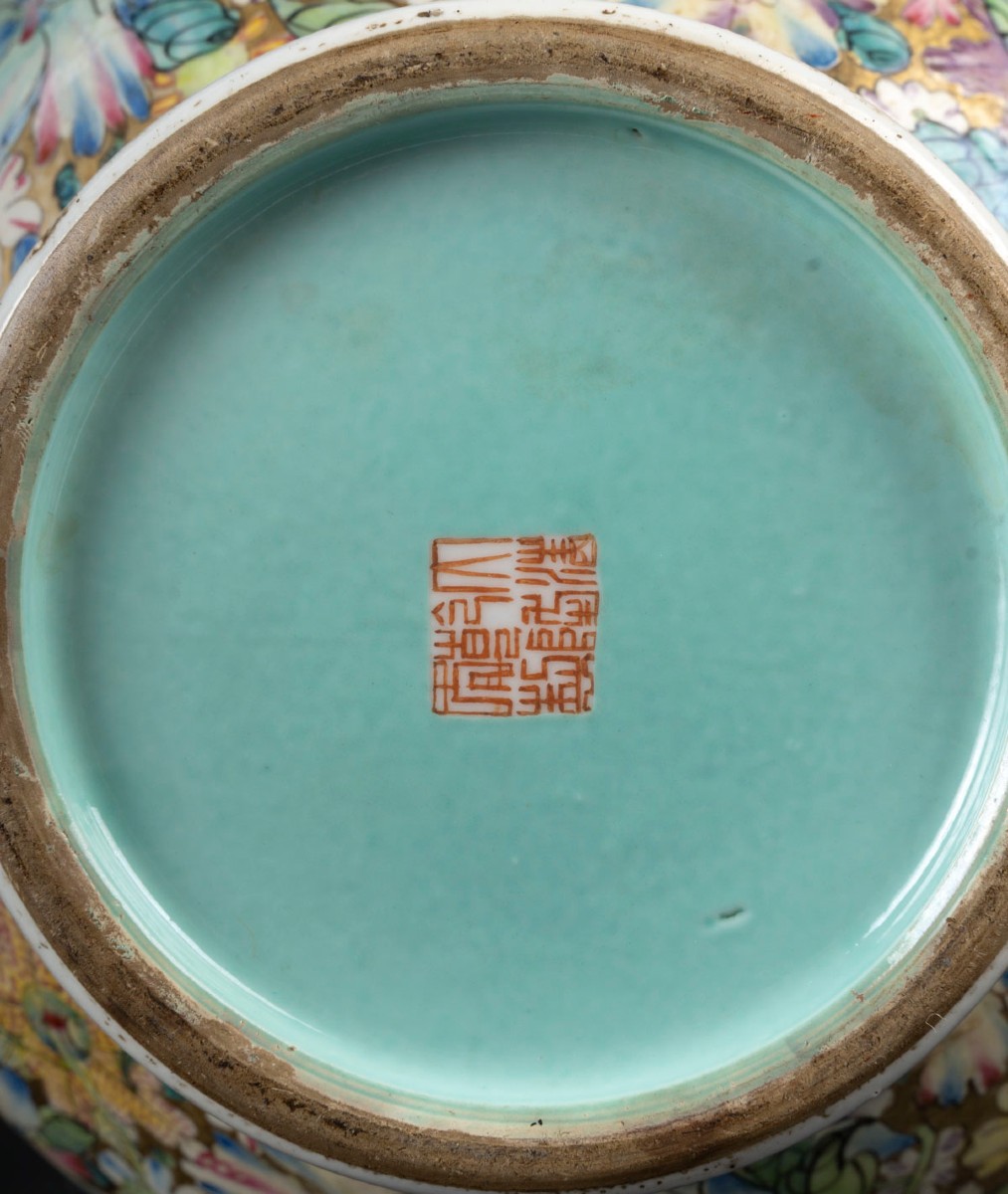 Large Thousand Flowers Vase With Two Blue Handles (mid-20th Century)-photo-3