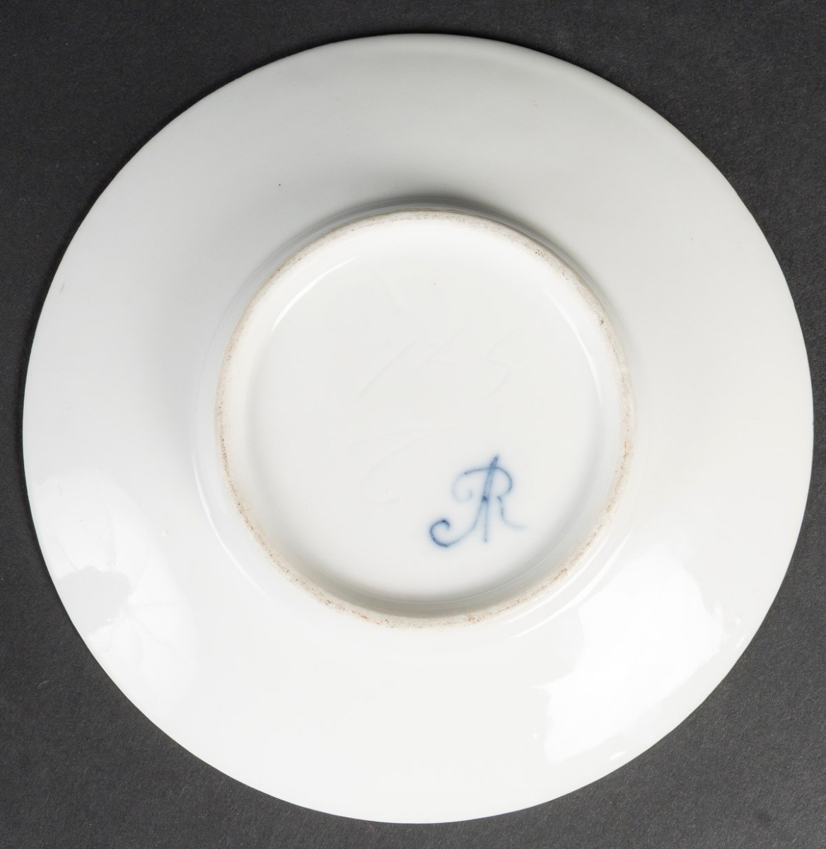 19th Century Porcelain Trembleuse Putti Cup-photo-3