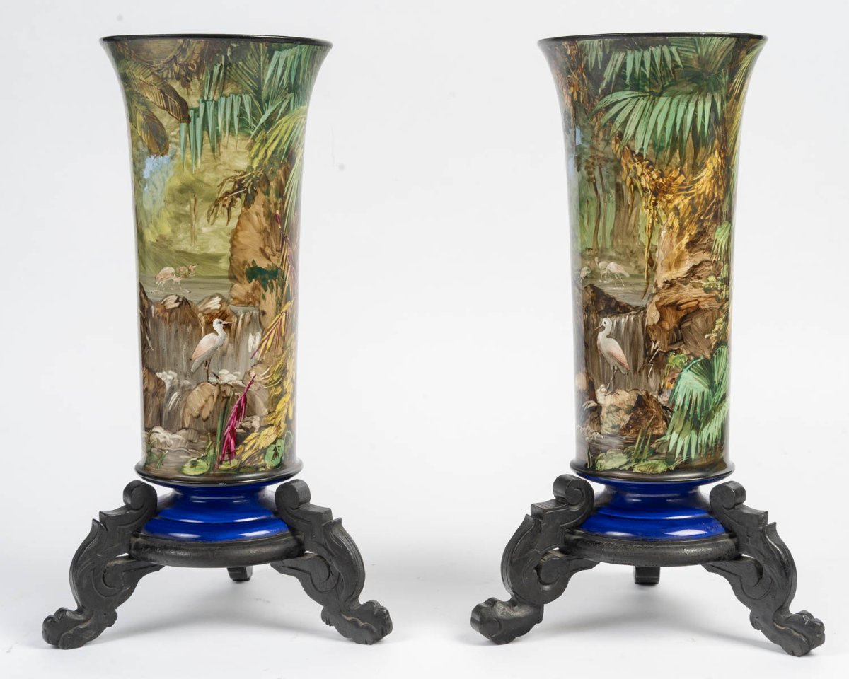 Paire de Vases Cornet aux Echassiers roses ( France 1875 par HOURY )