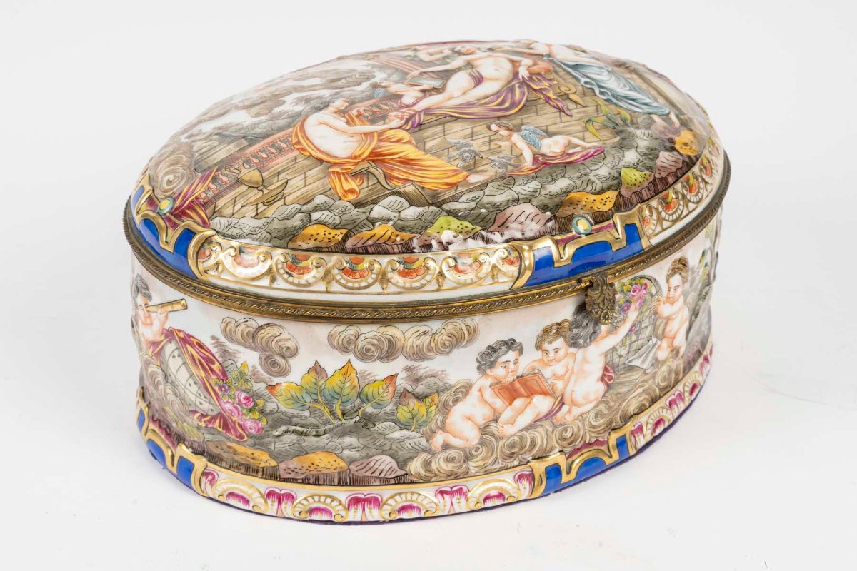 Grand Coffret à Bijou " Naples " Femme à sa toilette (  fin XIX  )