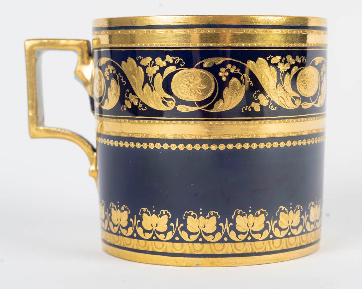Tasse Bleu de four et Or  (fin XVIII ) "Vienne "-photo-2