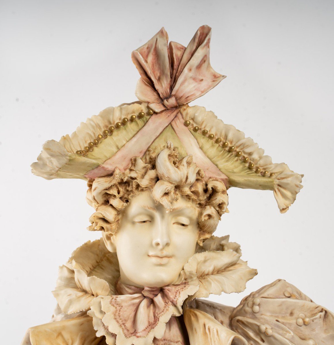 Biscuit Bust: An Elegant In A Hat (art Nouveau 1900)-photo-2