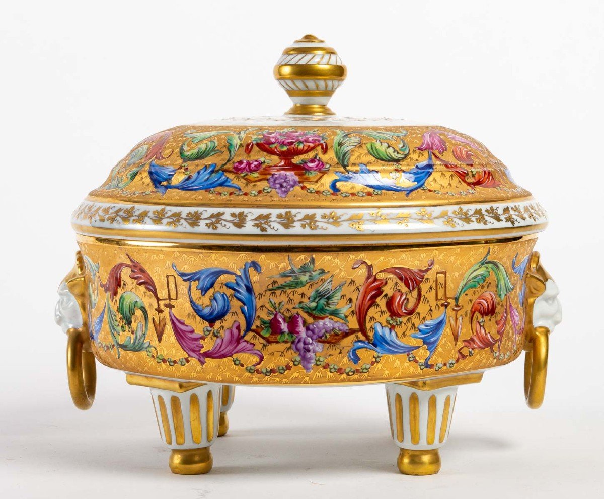 Le Tallec Very Large Covered Bowl Angoulème Decor