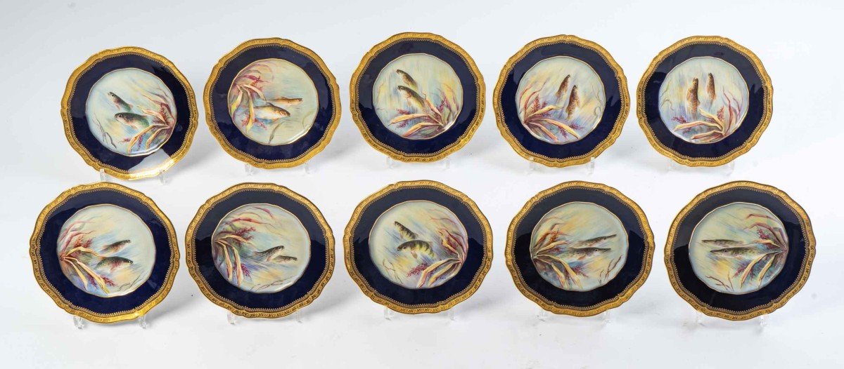 Douze Assiettes  aux  Poissons  "Emile Bourgeois Paris " XIXème