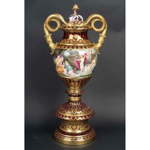 Grand  Vase balustre Vienne à décor polychromes