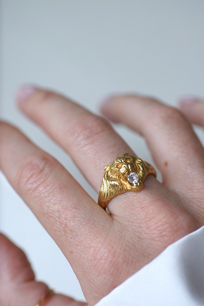 Bague Ancienne Chevalière Lion Or Jaune Et Diamant-photo-4
