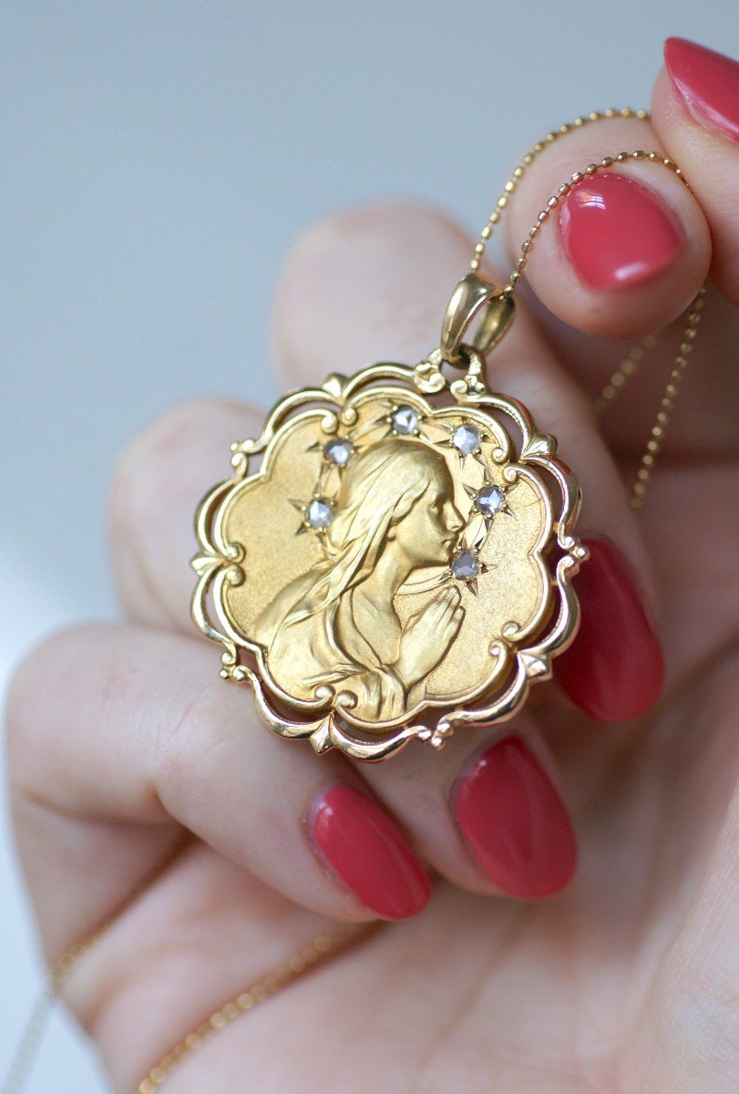 Antique Art Nouveau Virgin Mary Medal Diamonds On Yellow Gold 