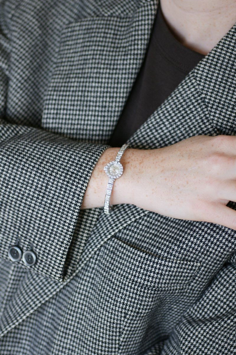 Montre Bracelet de Dame Astral Diamants 5,70 Cts sur Or Blanc Années 60-photo-3