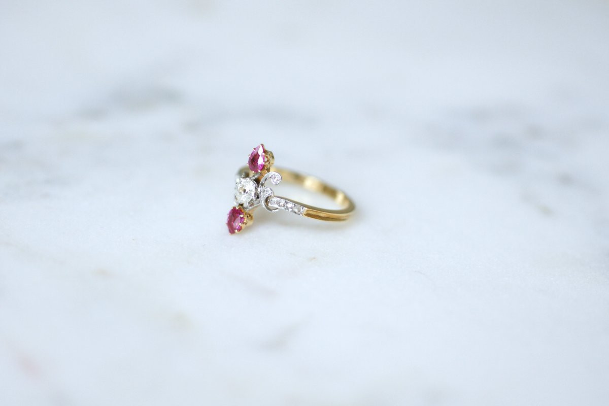 Bague Toi et Moi Belle Epoque Rubis Poire et Diamants sur Or Jaune et Platine-photo-3