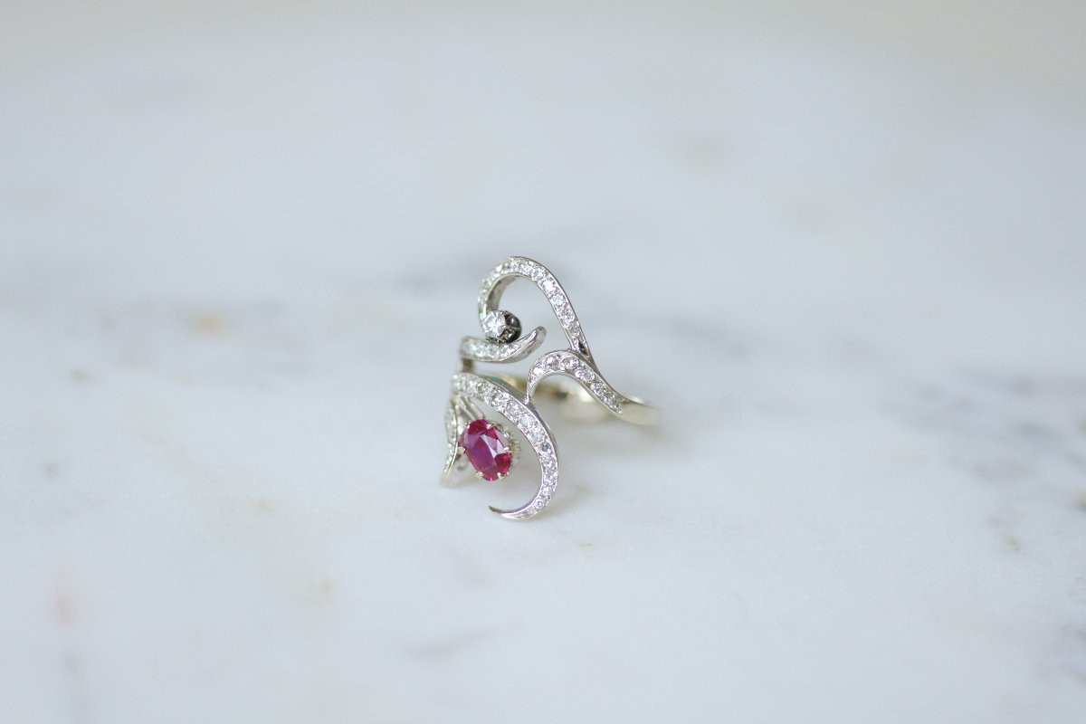 Arabesque Ring With Unheated Burmese Ruby And Diamonds On White Gold-photo-3