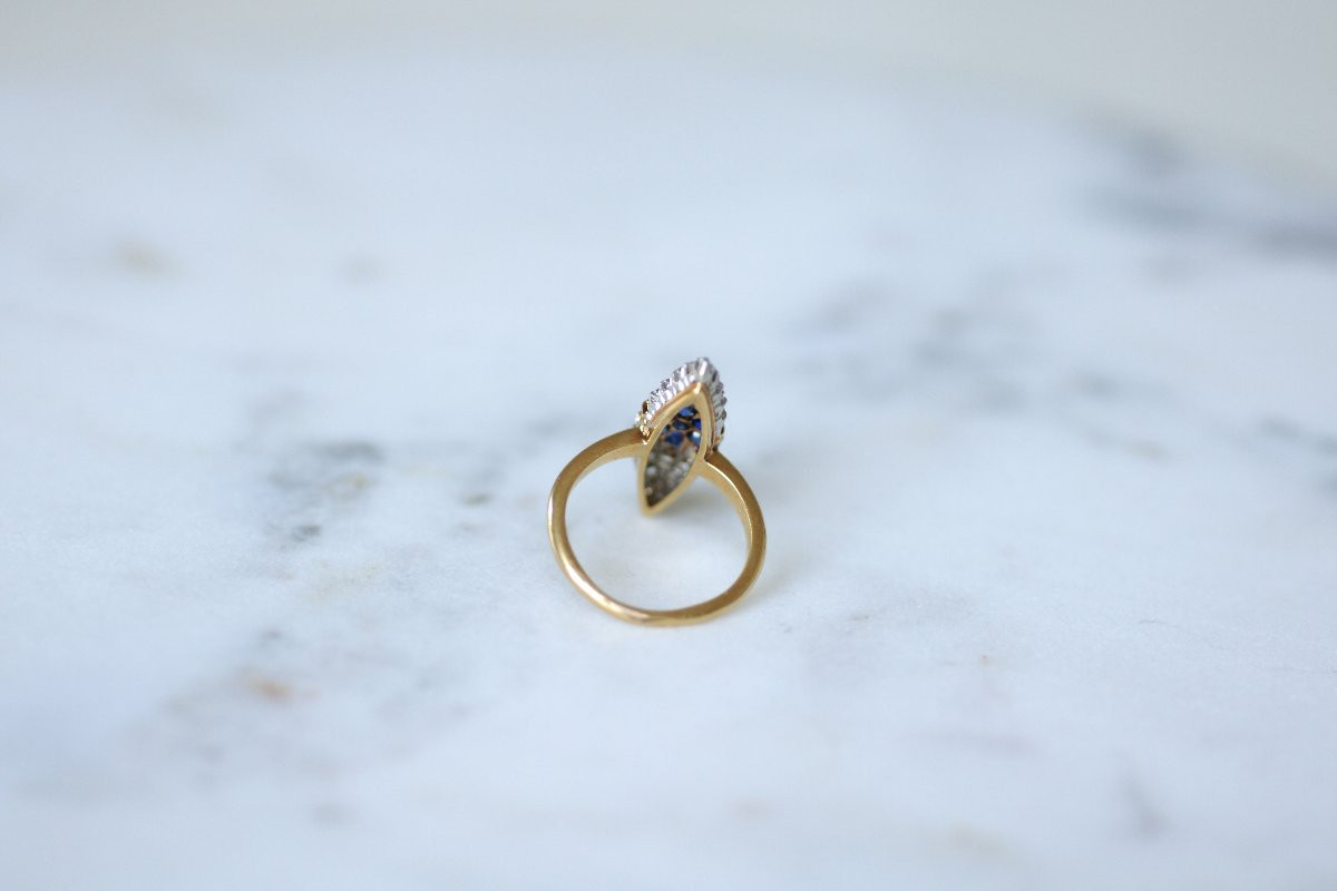 Bague Ancienne Marquise Etoile Saphir Entourage Diamants sur Or Jaune et Platine-photo-3