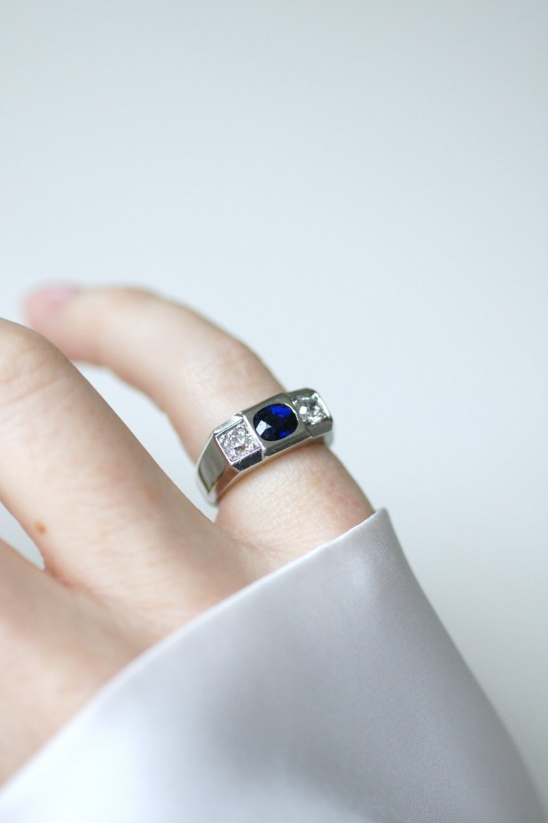 Louis Heissler Bague Chevalière Art Deco Saphir Non Chauffé et Diamants sur Platine-photo-3