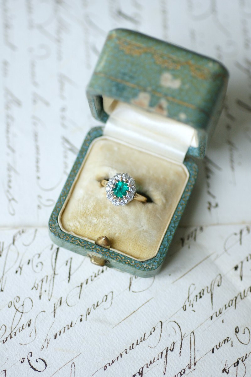 Victorian Cluster Ring With Colombian Emerald And Diamonds On Yellow Gold-photo-1