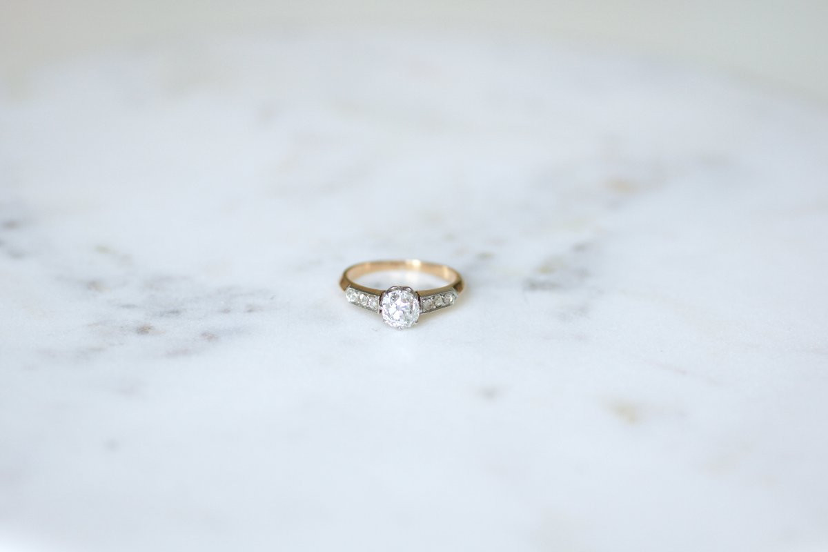 Edwardian Engagement Ring, 1.10 Carats Old Mine Cut Diamond, On Rose Gold And Platinum-photo-2