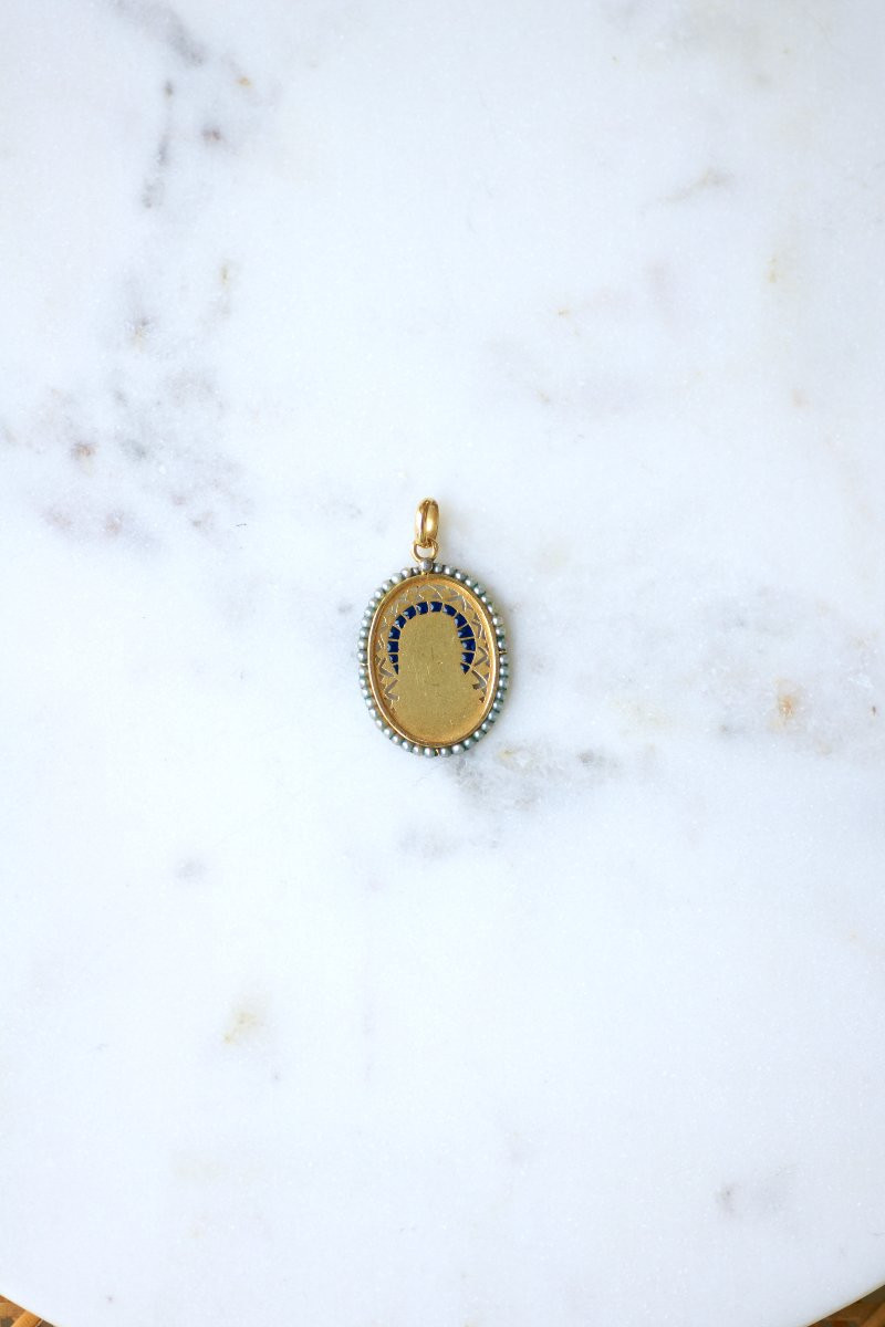 Antique Virgin Mary Medal, Plique-à-jour Enamel And Natural Pearls On Yellow Gold-photo-2