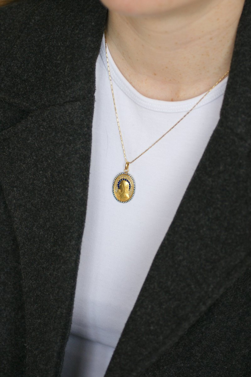 Antique Virgin Mary Medal, Plique-à-jour Enamel And Natural Pearls On Yellow Gold-photo-2
