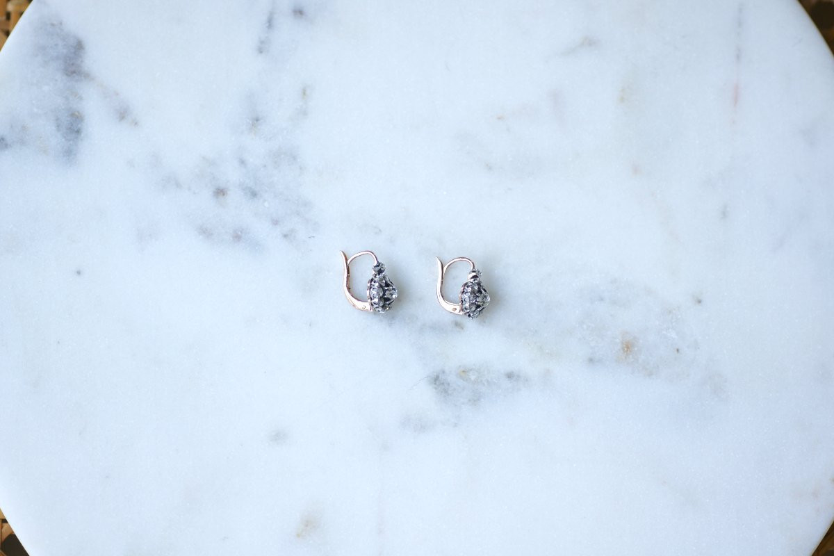 Cluster Sleeper Earrings With Old Cut Diamonds 1.40 Carats In Rose Gold And Silver-photo-4