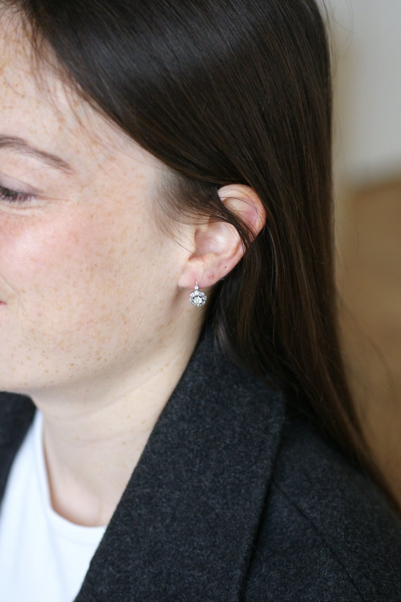 Cluster Sleeper Earrings With Old Cut Diamonds 1.40 Carats In Rose Gold And Silver-photo-1