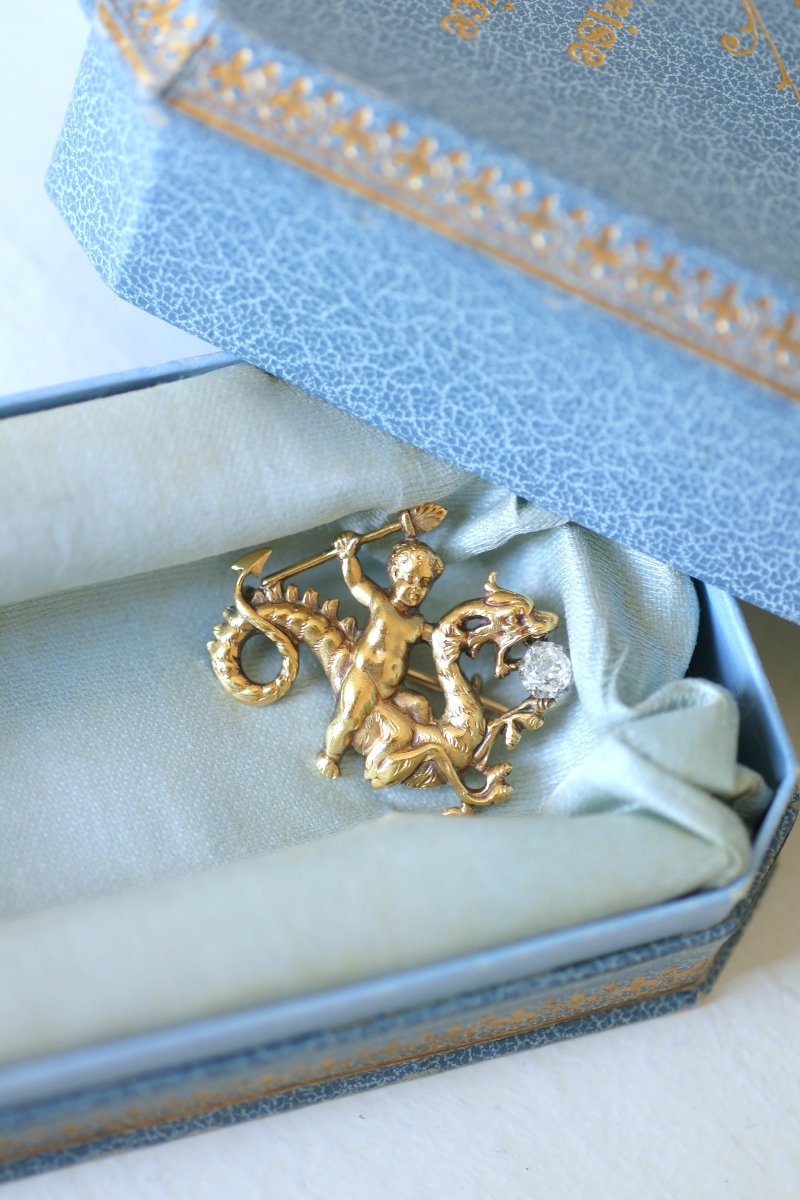 Broche Ancienne Amour Chevauchant un Dragon Or et Diamant-photo-2