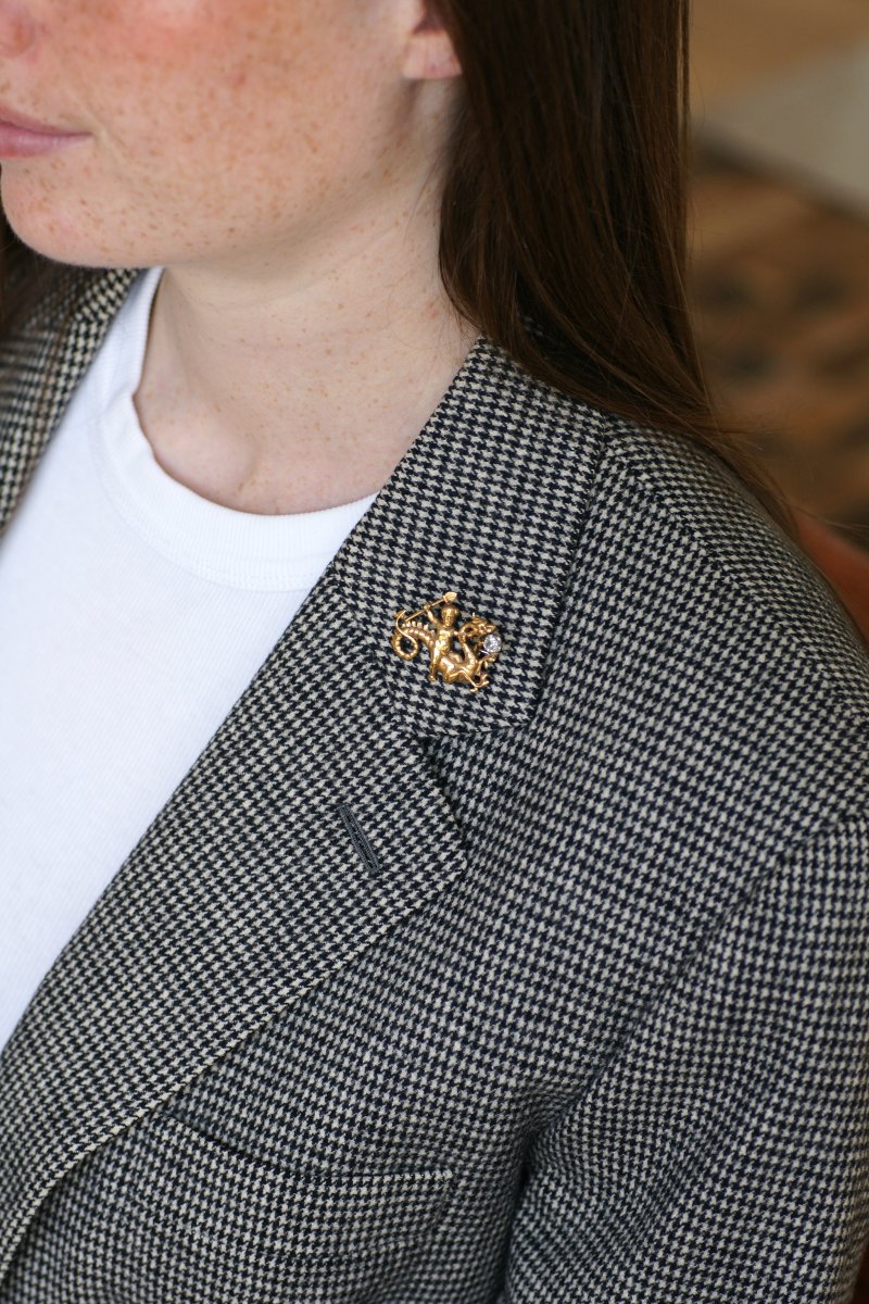 Broche Ancienne Amour Chevauchant un Dragon Or et Diamant-photo-1