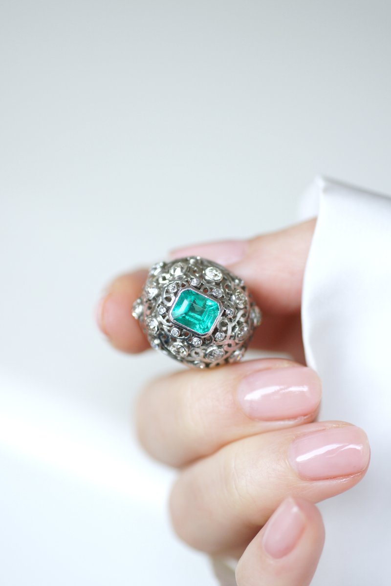 2.10 Cts Colombian Emerald And Diamonds On Platinum Ring-photo-3