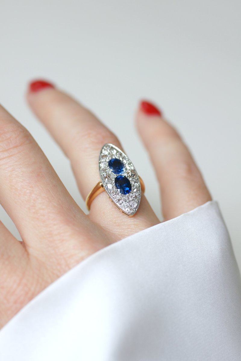 Bague Marquise Edouardienne Saphirs de Ceylan Non Chauffés et Diamants sur Or Jaune et Platine-photo-4