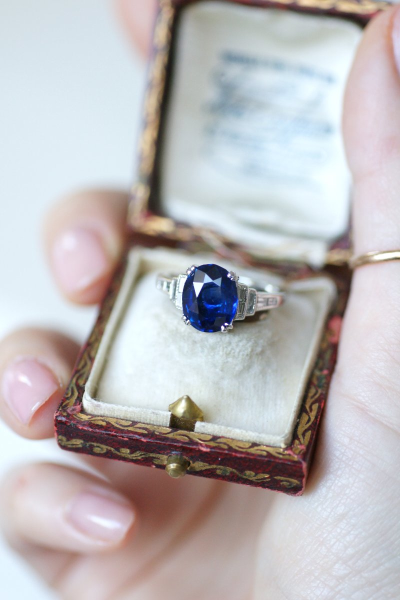 Bague Saphir Ceylan Non Chauffé 3,50 Cts et Diamant Baguette sur Or Blanc-photo-7