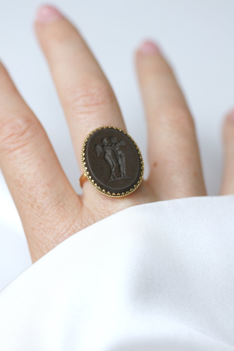Bague Ancienne Intaille Jaspe Cupidon et Psyché sur Or Jaune-photo-1