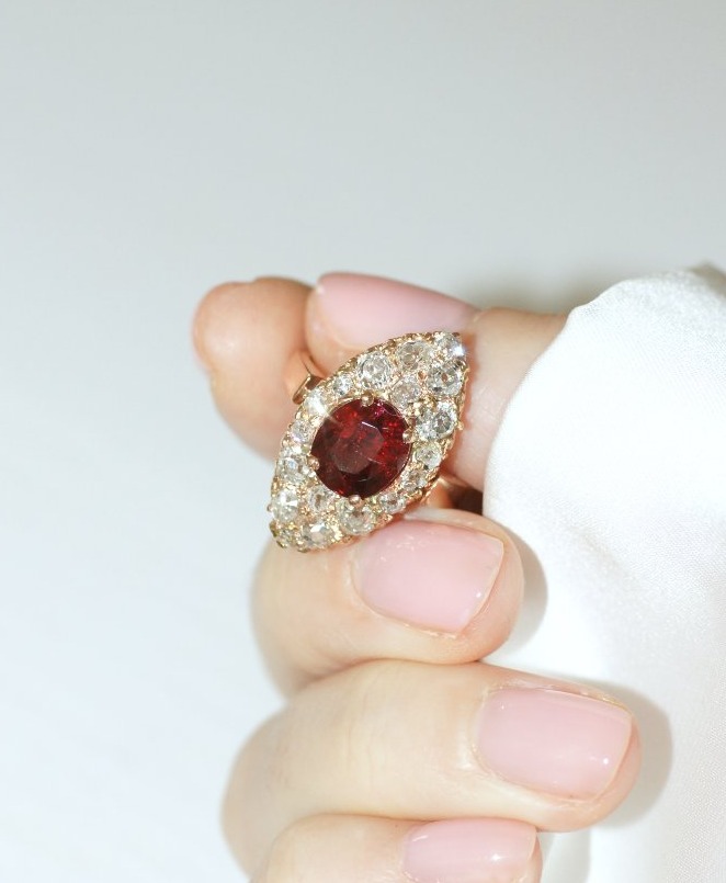 Bague Marquise Ancienne Spinelle Rouge et Diamants sur Or rose-photo-4