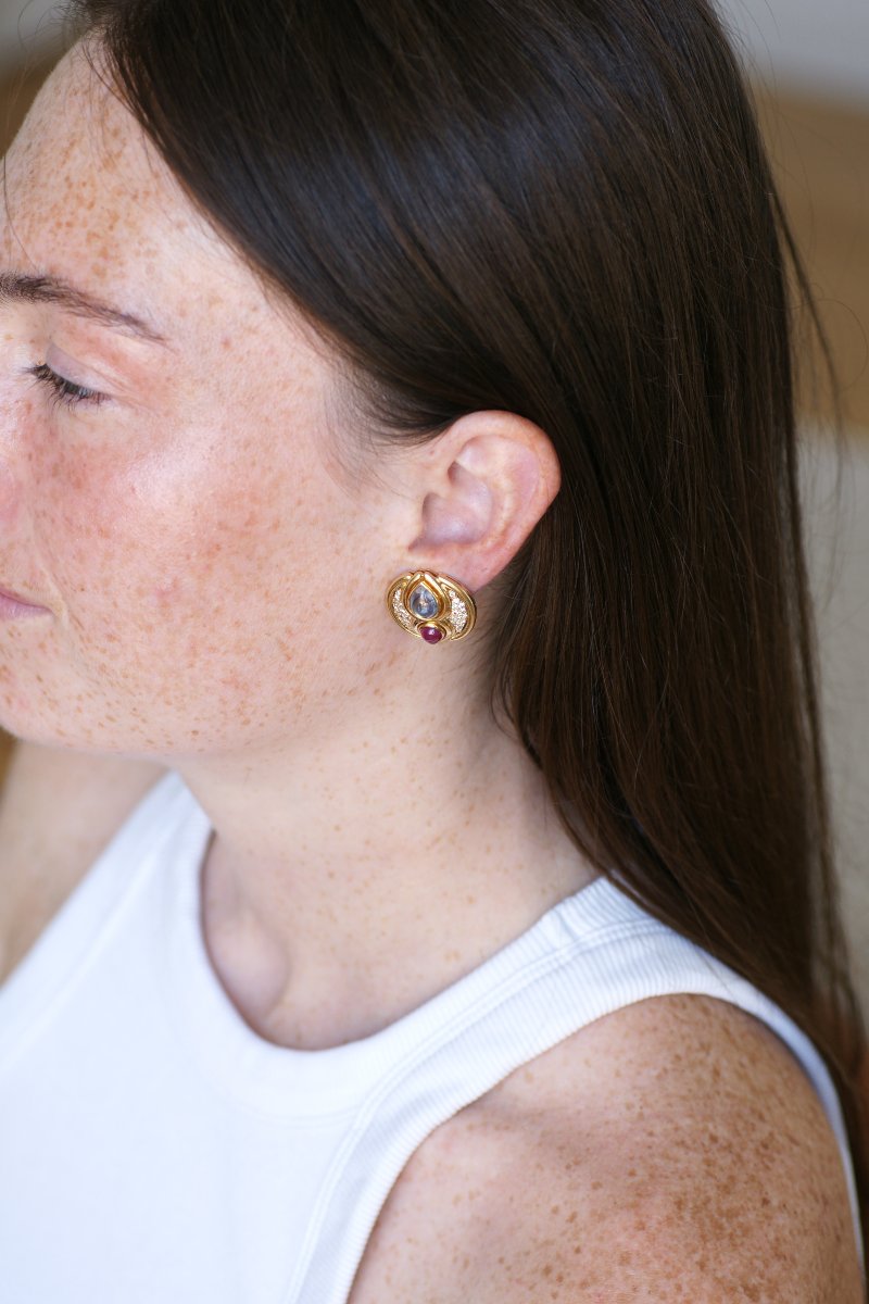 Boucles d'Oreilles Clips Saphir Rubis et Diamants sur Or Jaune 1990-photo-2