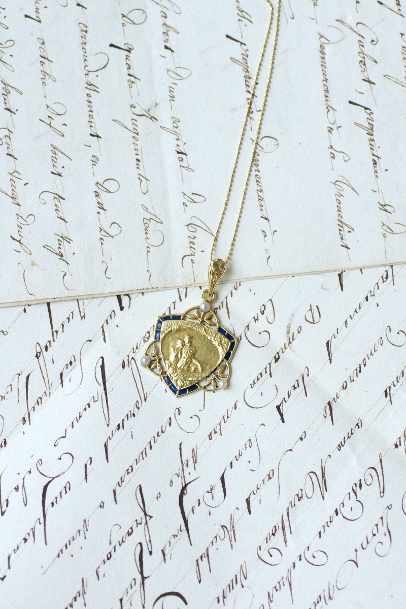 Médaille Art Nouveau Romantique Citation Edmond de Rostand Email Plique à Jour et Perles Fines -photo-3