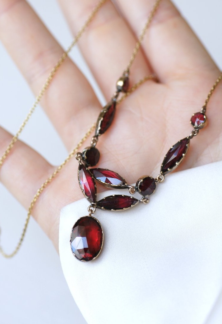 Victorian Necklace With Perpignan Garnets On Rose Gold