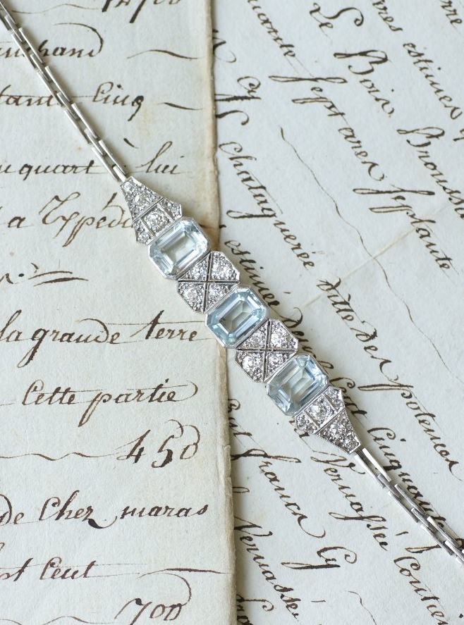 Bracelet Art Deco Aigue-Marine 8 Cts et Diamant sur Or blanc