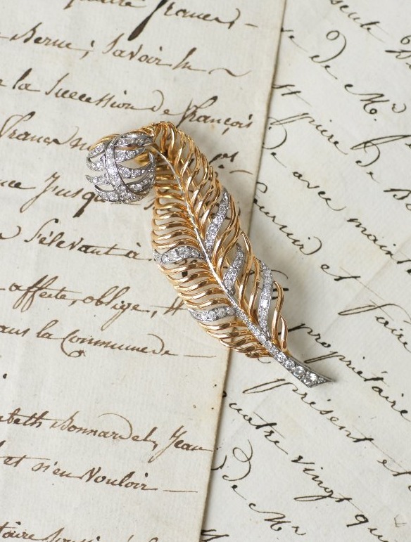 2.50-carat Diamond Feather Brooch On Rose Gold And Platinum, 1950s