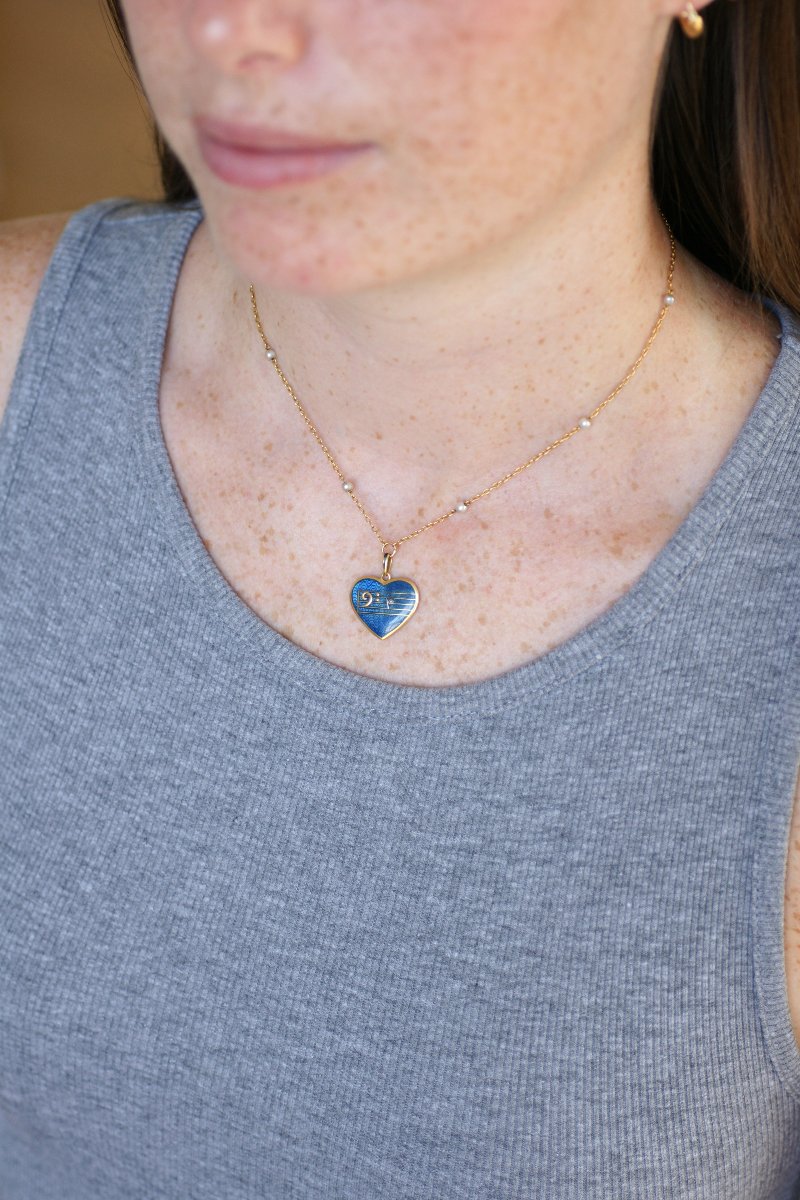 Collier Ancien Pendentif Coeur Clé de Fa Emaillé et Chaine Or Jaune et Perle Fine-photo-1