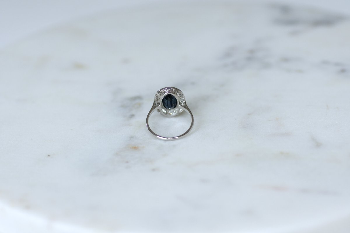 Art Deco Oval Cluster Sapphire Ring With Diamond Accents On Platinum-photo-4