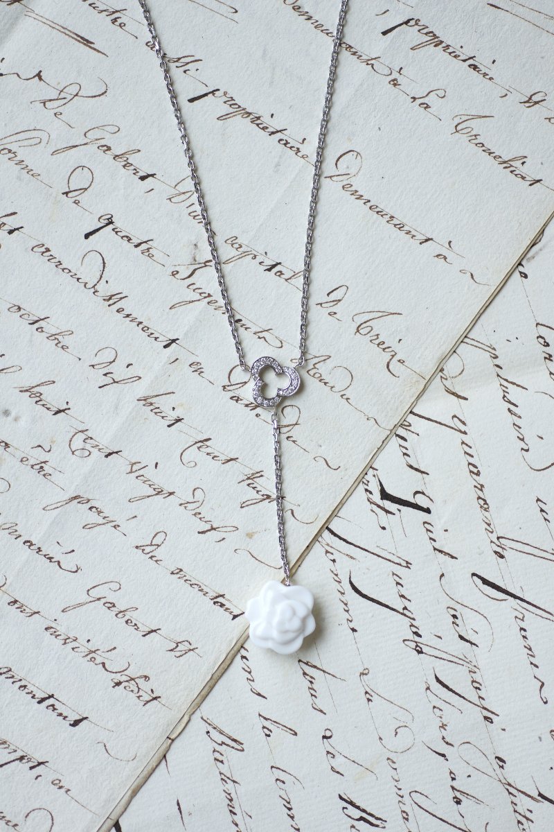Chanel Camellia Necklace In White Gold With Diamonds And White Agate